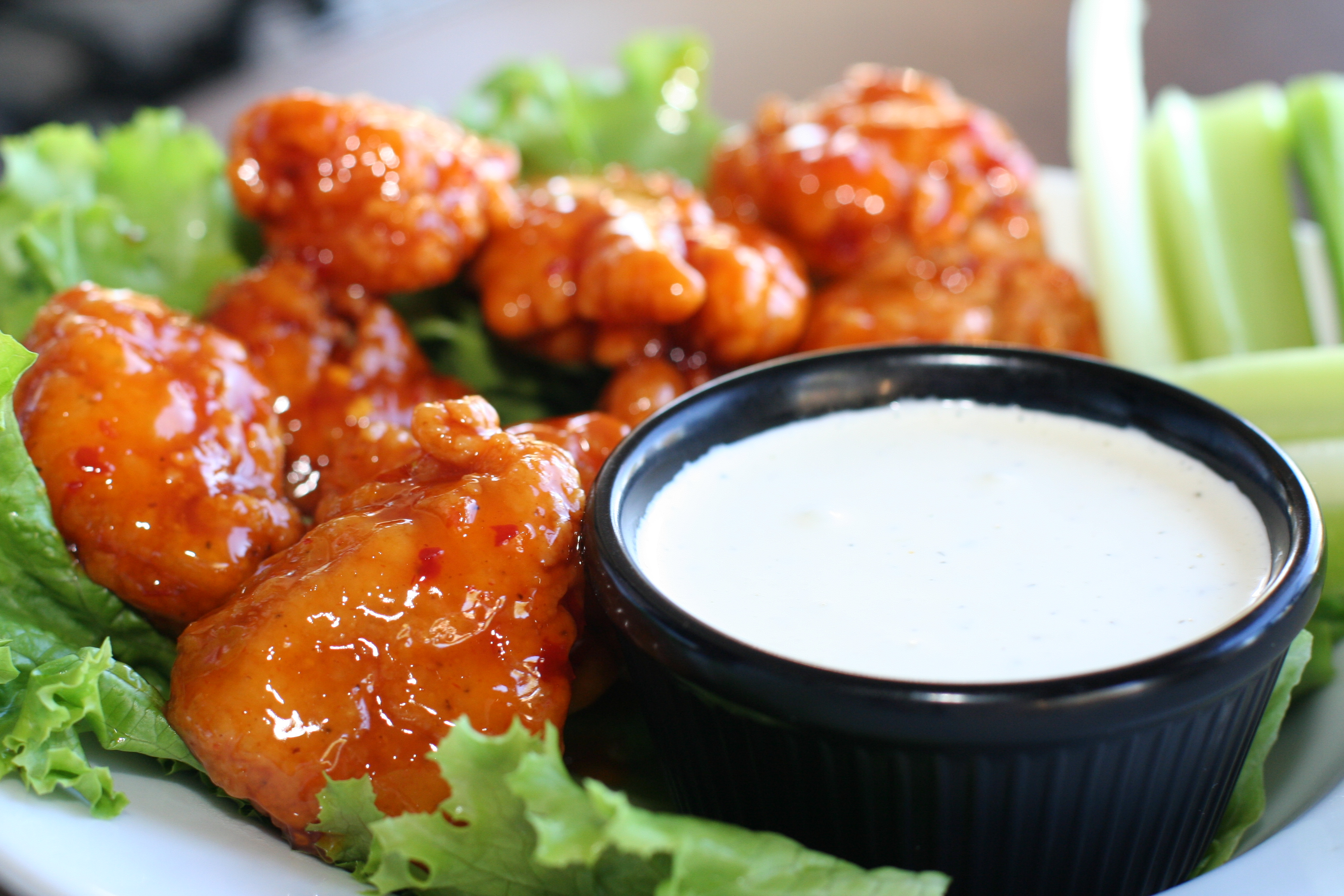 Order Regular Boneless Wings food online from Selma Chicago Pizzeria store, Ladera Ranch on bringmethat.com