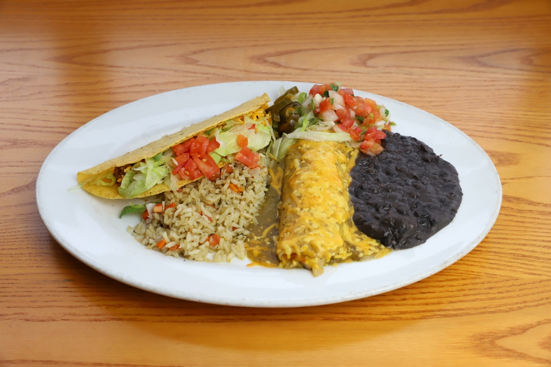 Order Combination Corazón food online from Roja Mexican Grill store, Omaha on bringmethat.com