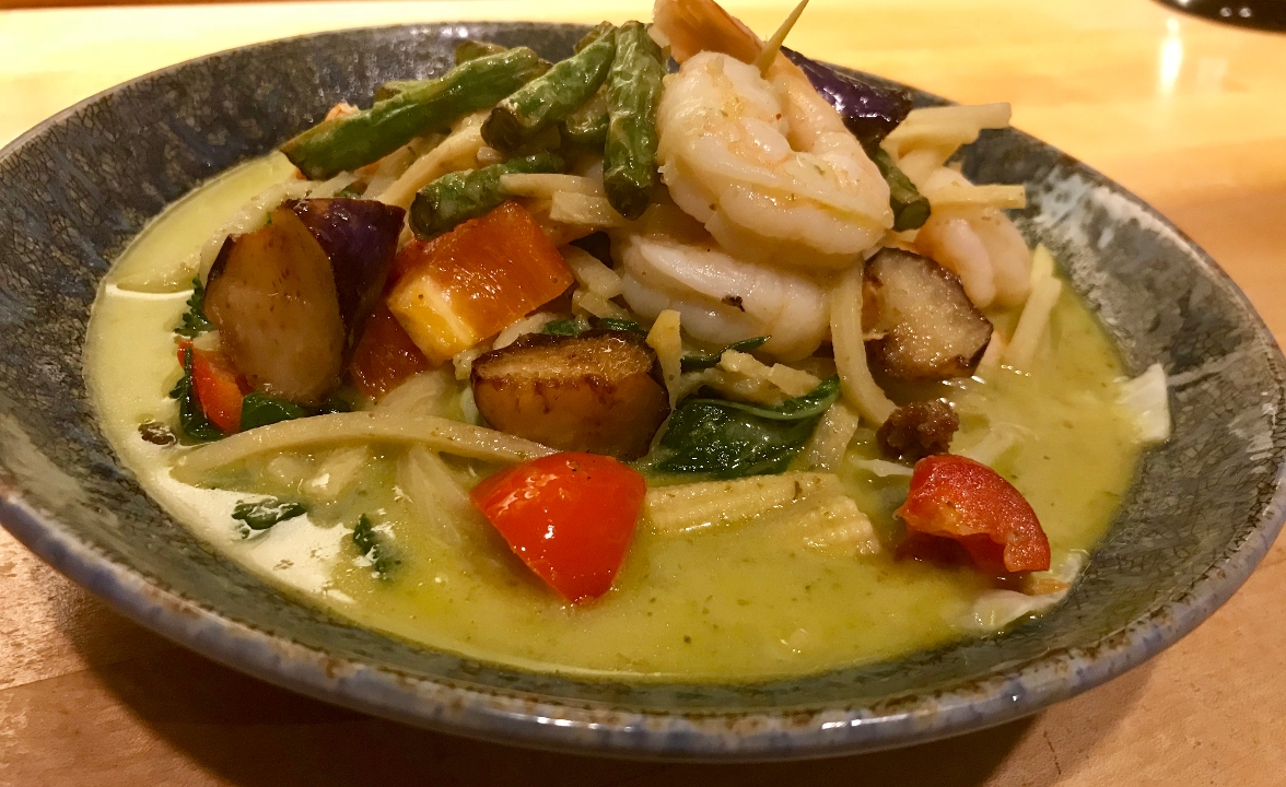 Order GREEN CURRY food online from Kin sushi & thai cuisine store, Chicago on bringmethat.com