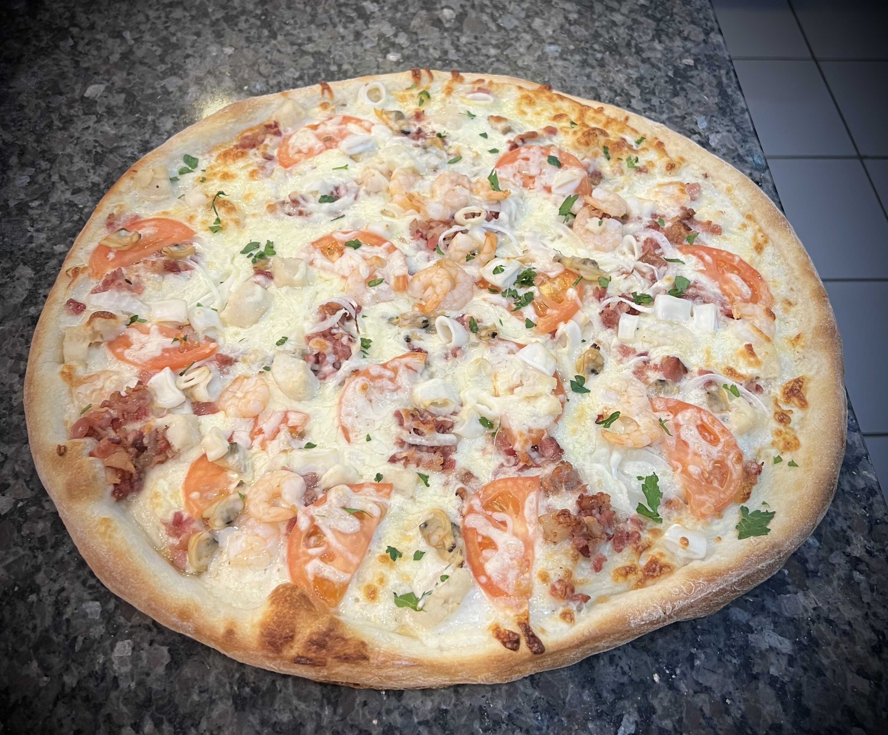 Order Seafood Delight Pizza. food online from Margherita Pizzeria store, Reading on bringmethat.com