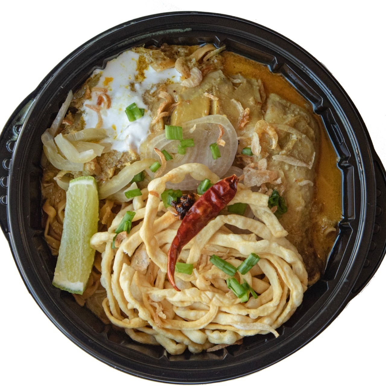 Order Khao Soi Chicken food online from Mee Dee Thai Kitchen store, Los Angeles on bringmethat.com
