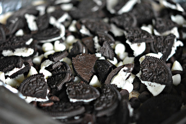 Order Crushed Oreos food online from Afters Ice Cream store, Fountain Valley on bringmethat.com