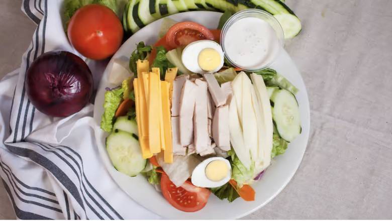 Order Chef's Salad food online from Bagel Street Cafe store, Alamo on bringmethat.com