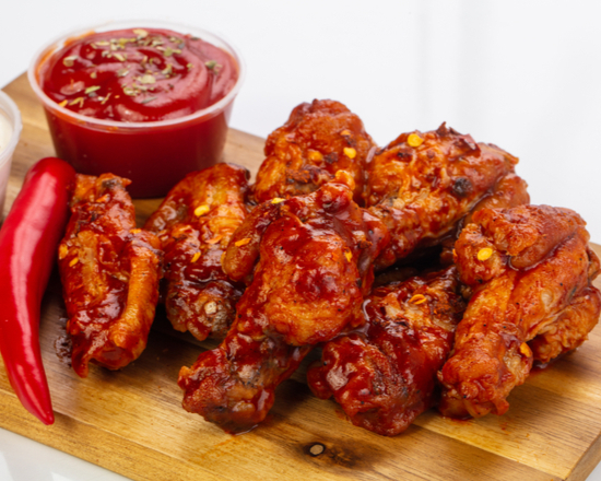Order Buffalo Chicken Wings food online from Chuck's Fried Chicken store, Nashville on bringmethat.com