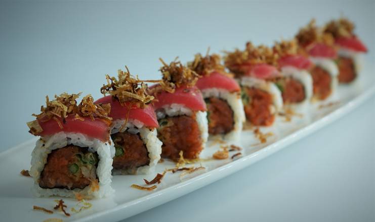 Order Tuna Tataki Roll food online from Kiwami store, Kirkland on bringmethat.com