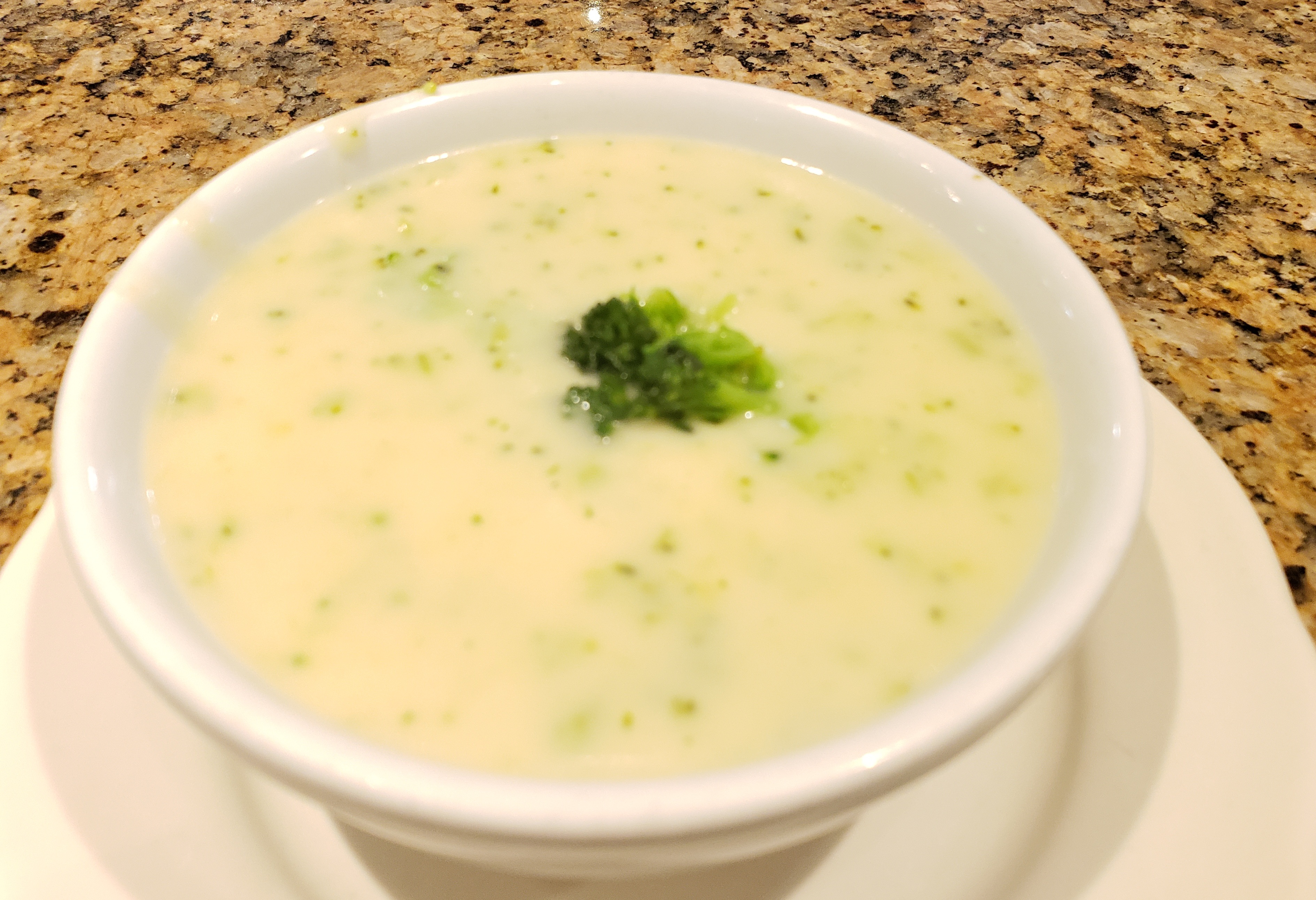 Order Cream of broccoli 復 soup  food online from Golden Eagle Diner store, Bronx on bringmethat.com