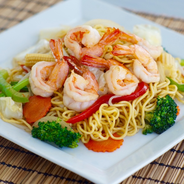 Order Chow Mein food online from Thai Touch store, Glendale on bringmethat.com