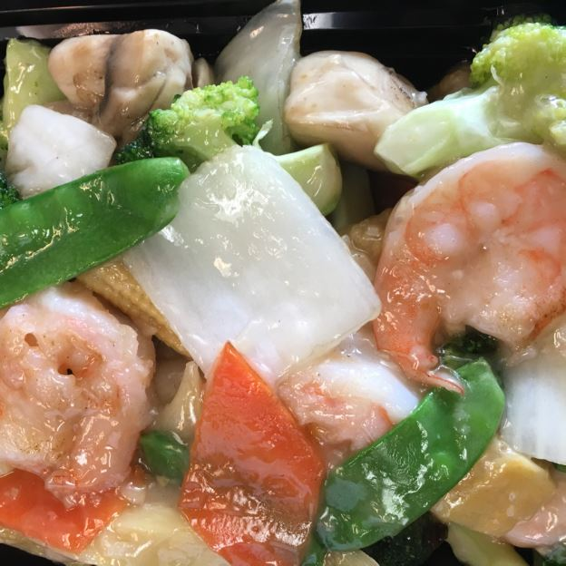 Order C11. Shrimp with Mixed Vegetable Dinner Combo food online from China House store, Miramar on bringmethat.com