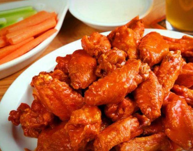 Order Chicken Wings - 10 Pieces food online from Express Pizza store, Las Vegas on bringmethat.com