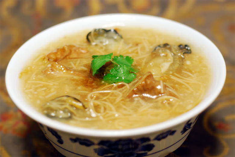 Order Vermicelli Thick Soup with Oyster 蚵仔麵線 food online from 101 Taiwanese store, Reno on bringmethat.com