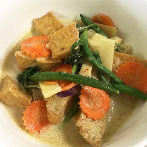 Order C2. Green Curry food online from Thai Noodles store, Louisville on bringmethat.com