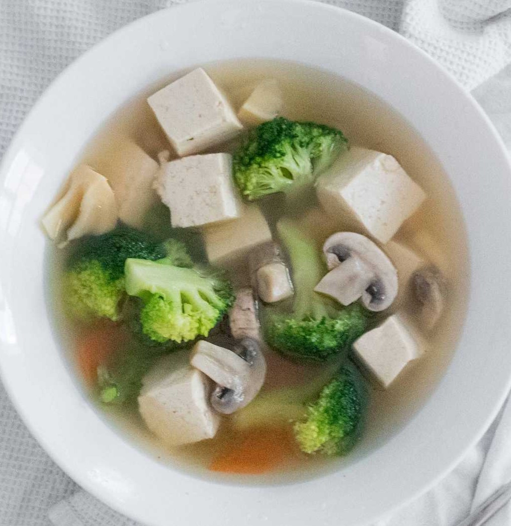 Order 31. Bean Curd with Vegetable Soup food online from Profit Chinese Restaurant store, New York on bringmethat.com