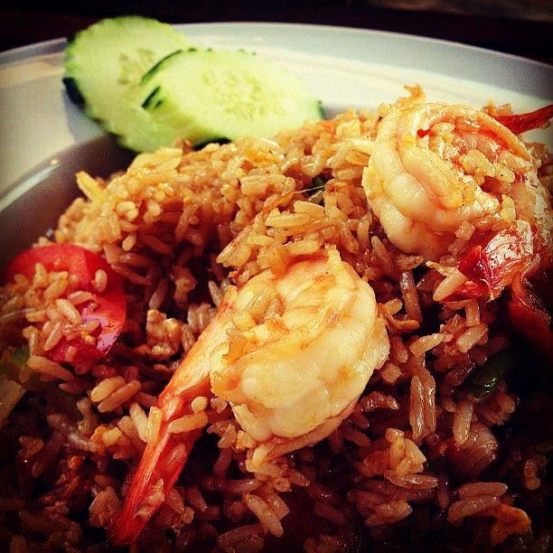 Order 59. Spicy Fried Rice food online from Aura Thai - Long Beach store, Long Beach on bringmethat.com