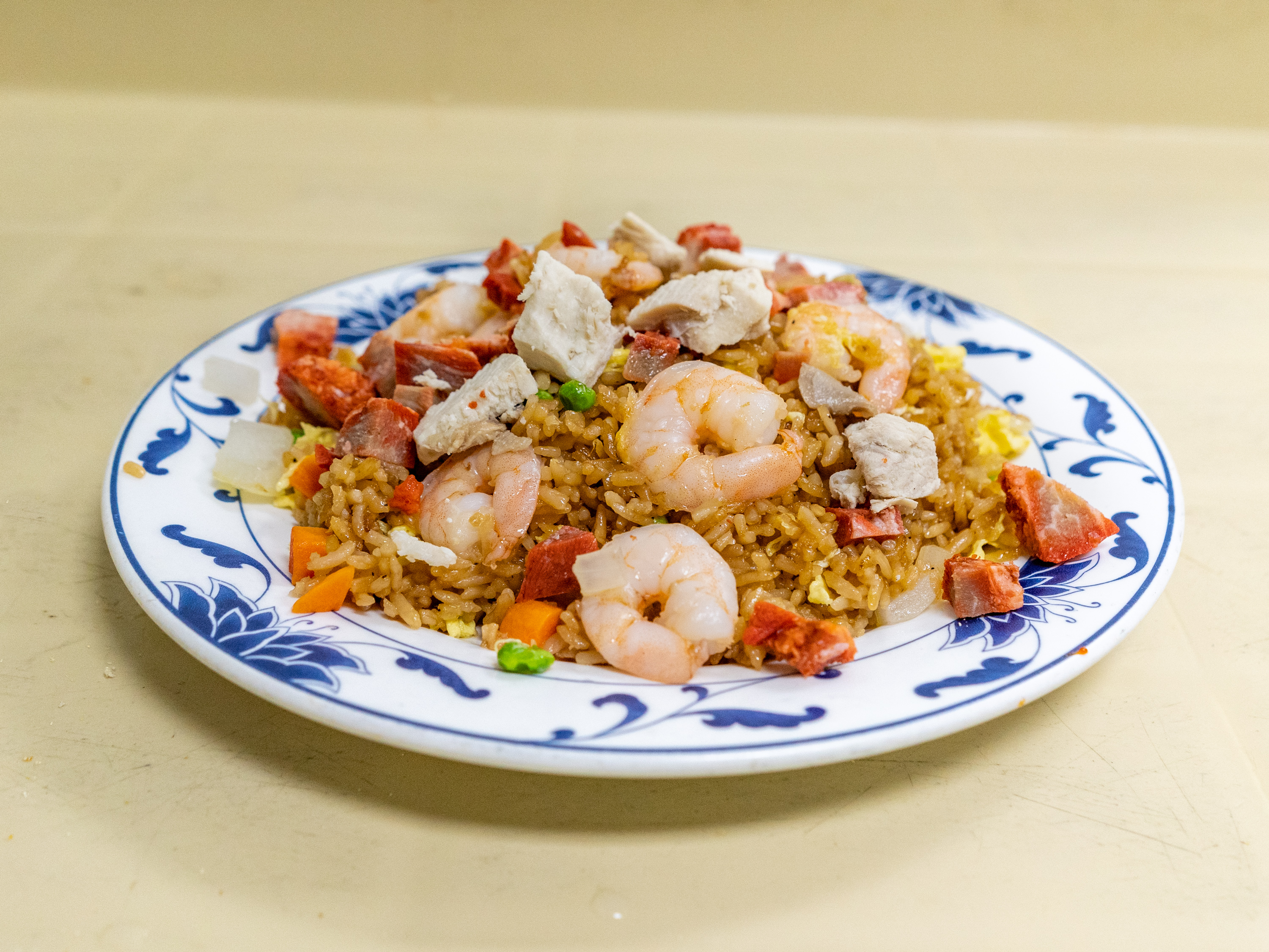 Order House Fried Rice food online from Wing Spot store, Greenville on bringmethat.com