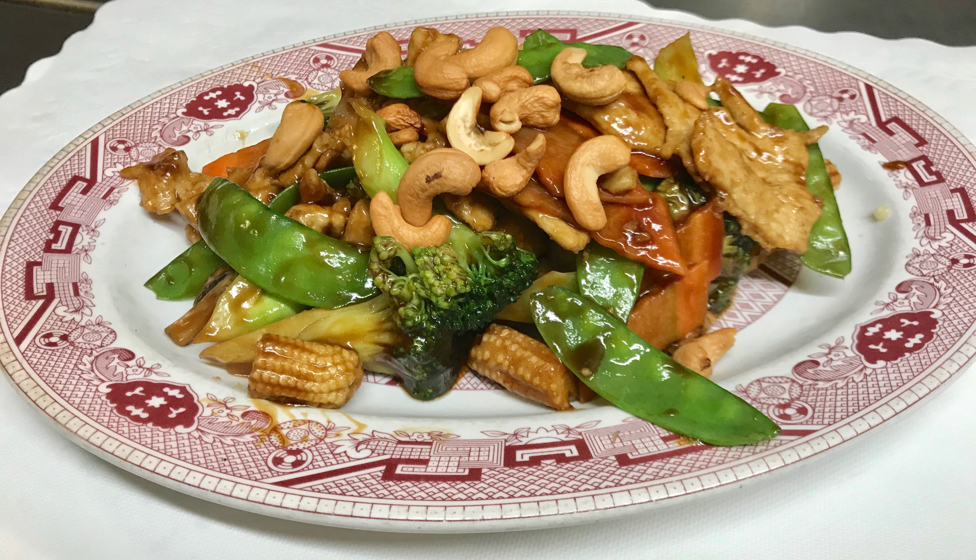 Order Chicken with Cashew Nuts food online from Dragon Pearl store, Sunrise on bringmethat.com