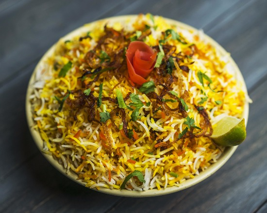 Order Hyderabadi Chicken Dum Biryani food online from Biryani Maxx store, Cary on bringmethat.com