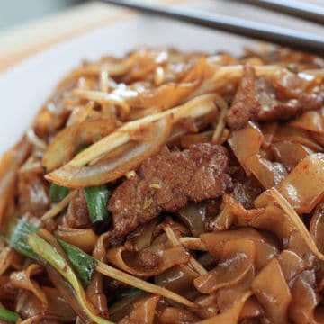 Order 1. Beef Chow Fun food online from China Express store, Newark on bringmethat.com