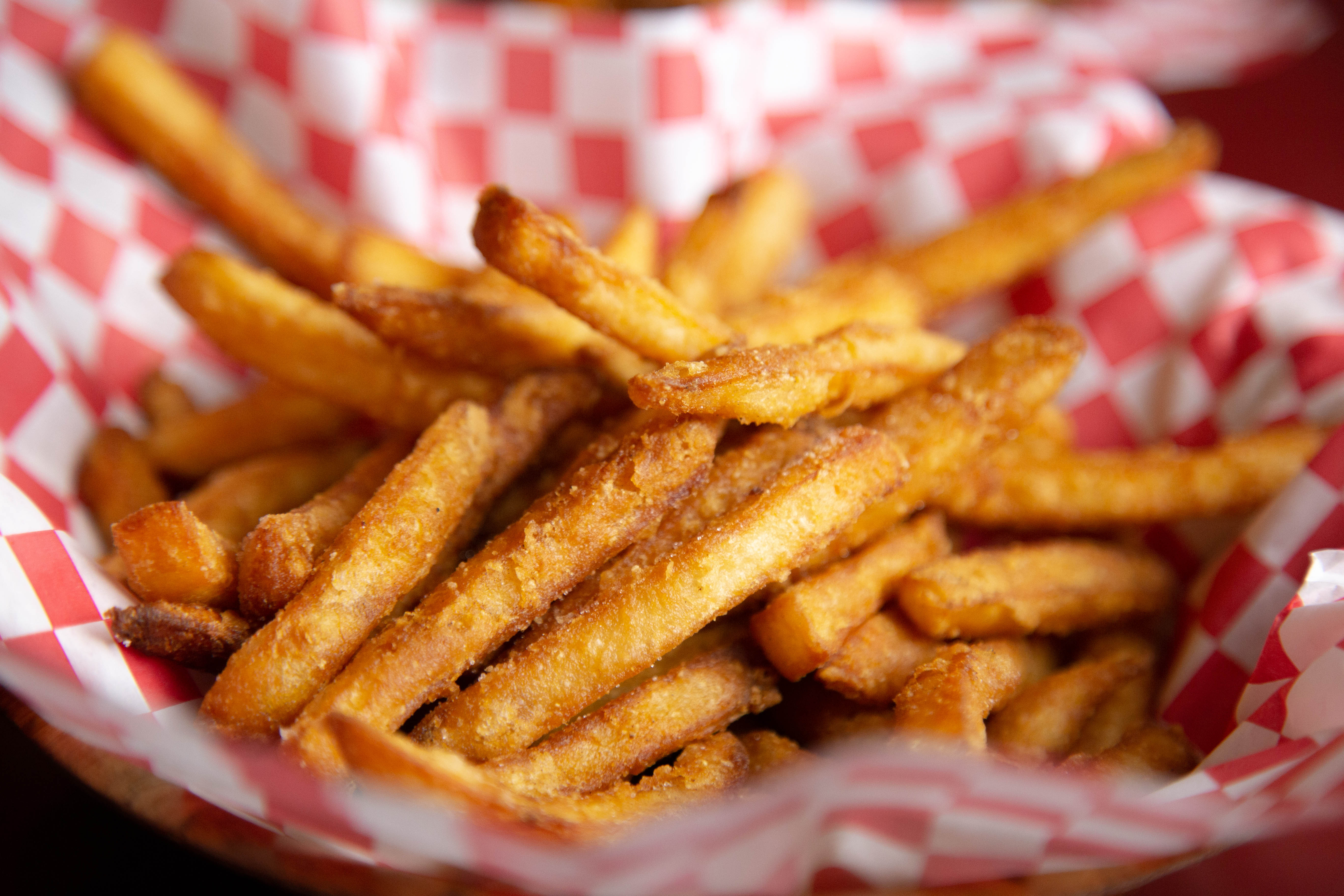Order French Fries food online from O'callaghan Pub store, Rochester on bringmethat.com
