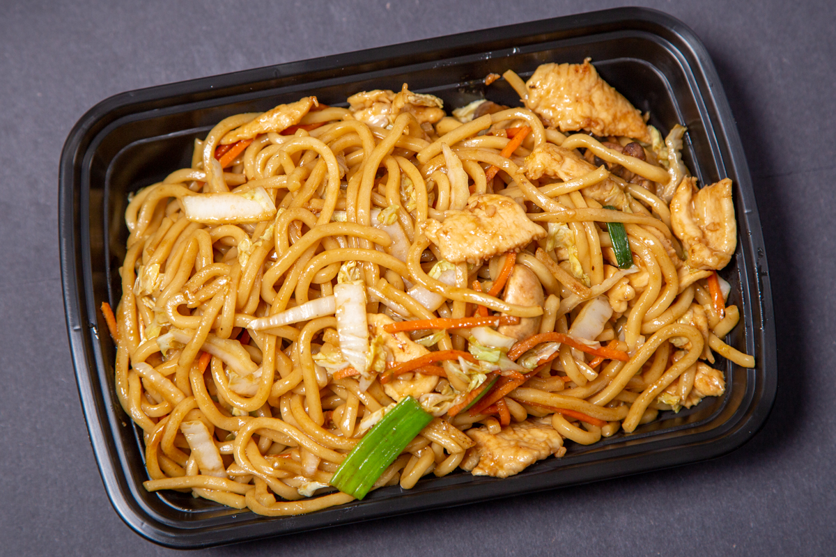 Order Chicken Chow Mein food online from Mings Garden store, San Jose on bringmethat.com