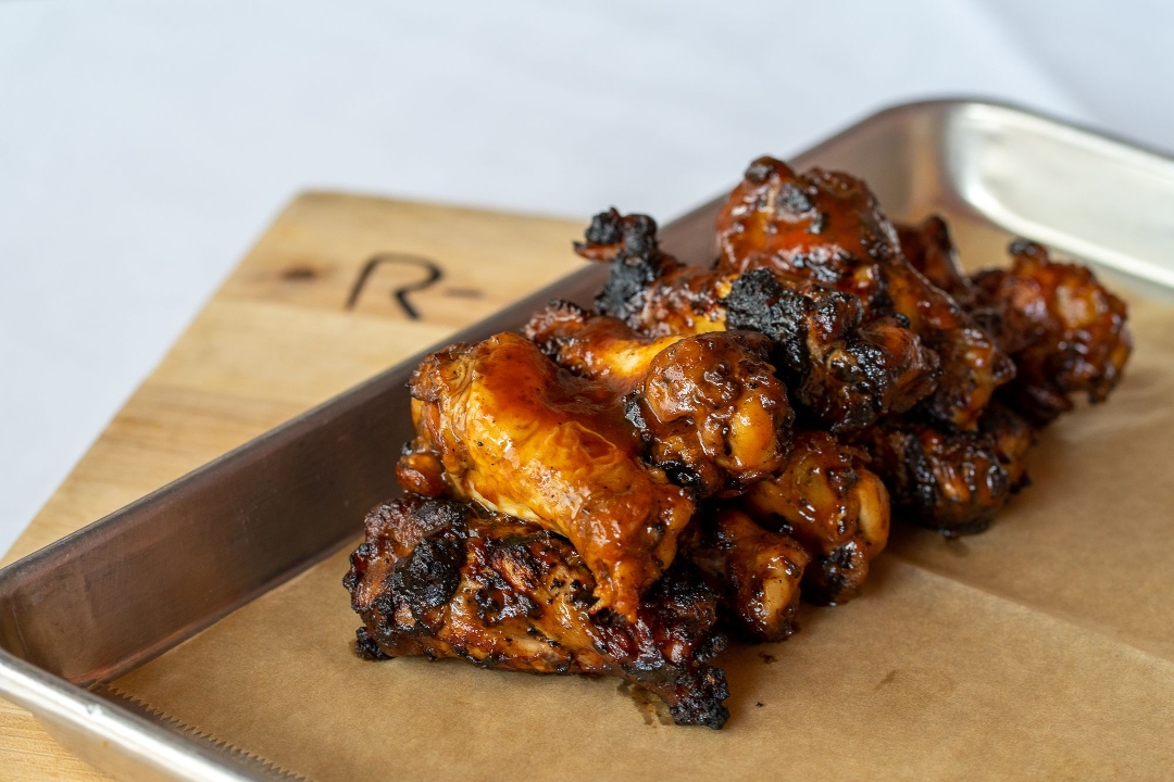 Order Grilled Wings food online from Rocklands store, Washington on bringmethat.com