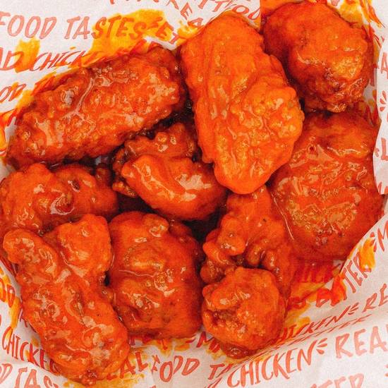Order 10 BONELESS WINGS * food online from Mad Chicken store, Milwaukee on bringmethat.com
