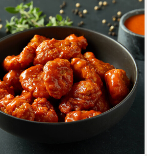 Order Boneless Chicken Wings food online from Donatos Pizza store, Bowling Green on bringmethat.com
