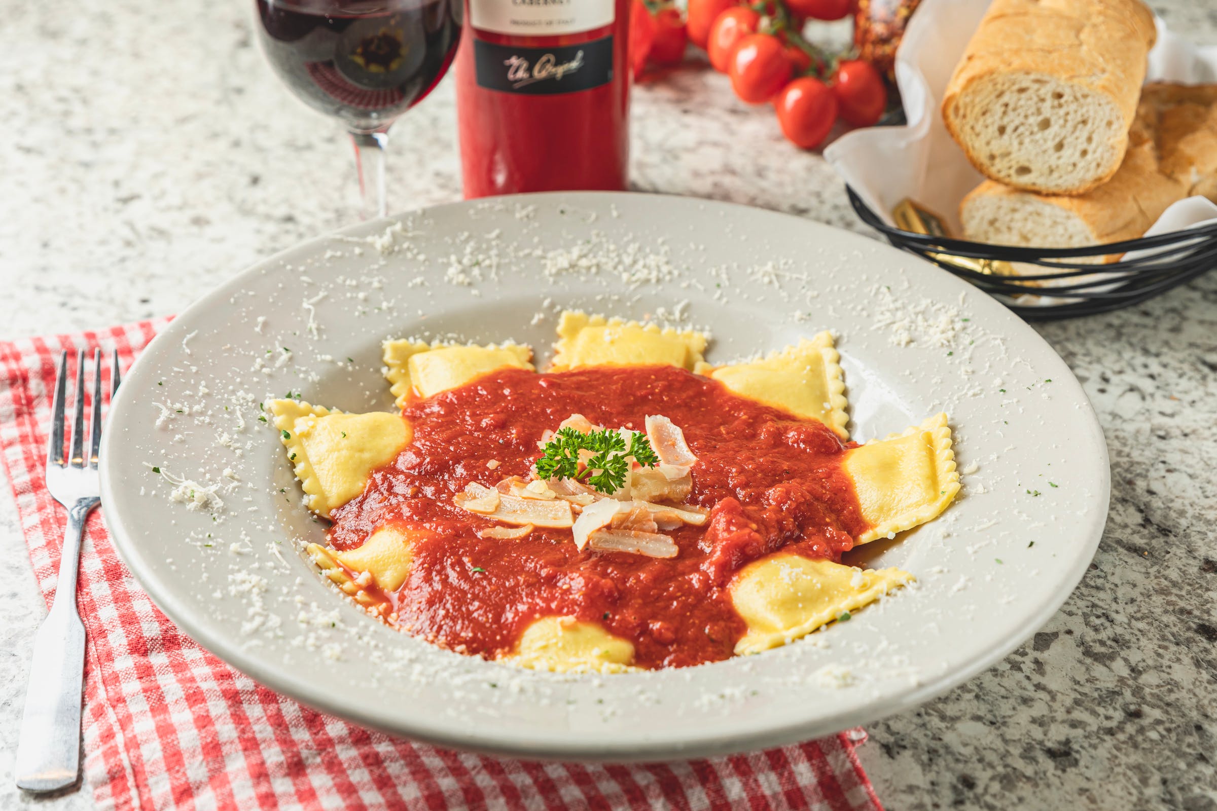 Order Cheese Ravioli - Pasta food online from Mario Pizza & Pasta store, Seabrook on bringmethat.com