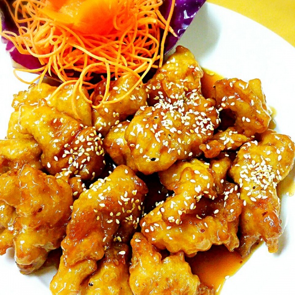 Order R10. Sesame Chicken  food online from Wild ginger thai restaurant store, Atlanta on bringmethat.com