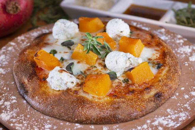 Order Butternut Squash & Ricotta Pizza food online from Urth Caffe store, Laguna Beach on bringmethat.com