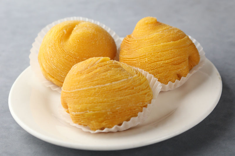 Order C12. Durian Puff  千层榴莲酥 food online from Feng Ze Yuan store, San Francisco on bringmethat.com