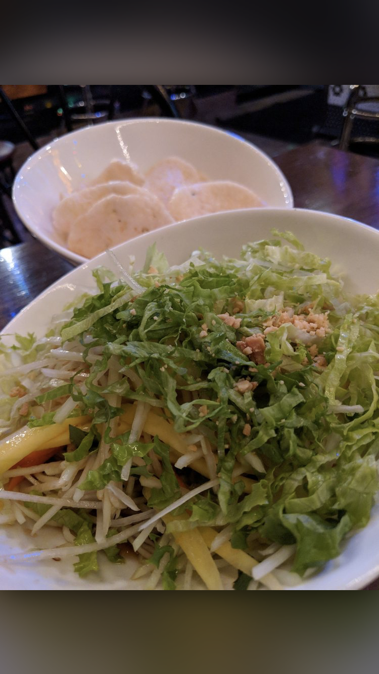 Order Green papaya and mango salad with tofu (Gỏi Đu đủ xoài đậu hủ chay) food online from Hello Saigon store, New York on bringmethat.com