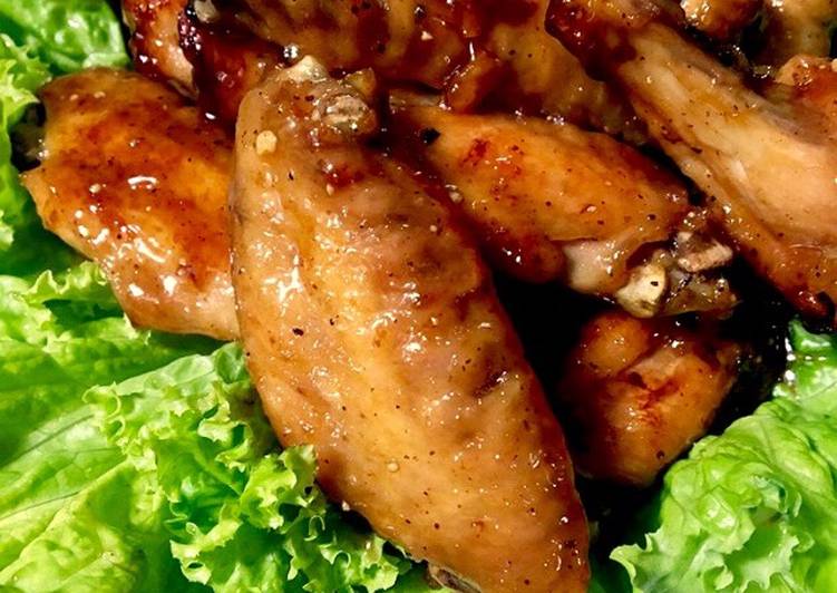 Order Fish Sauce Wings food online from Hello Vietnam Pho&Roll store, Scottsdale on bringmethat.com