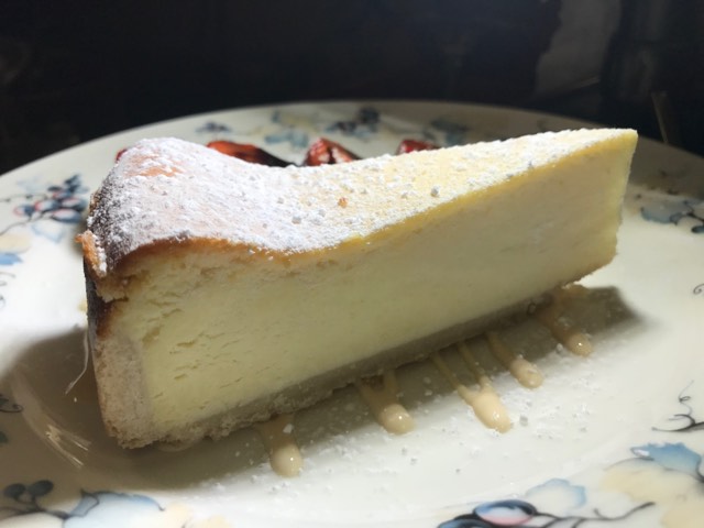 Order Cheese Cake food online from Iii Amici Ristorante store, Linden on bringmethat.com