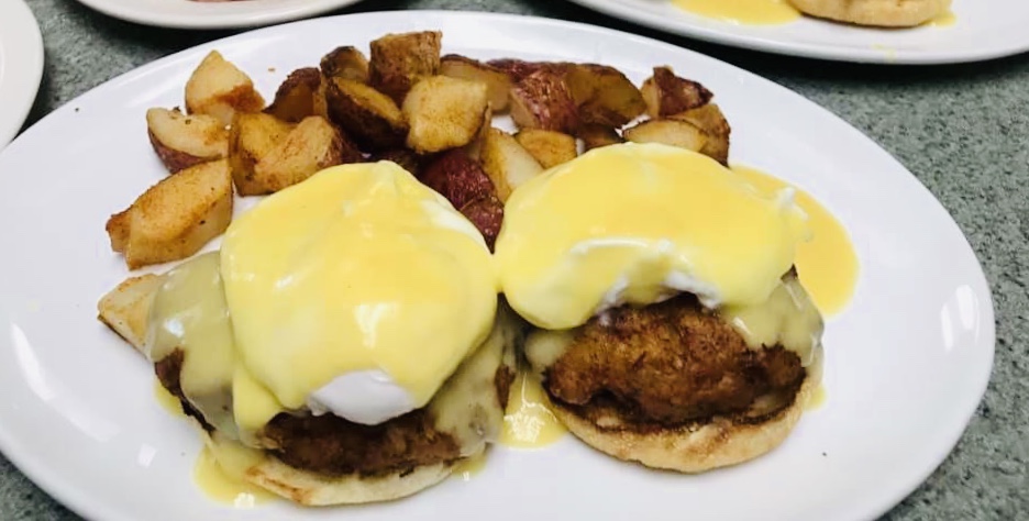 Order Crab Cake Benedict food online from Granite Street Cafe store, Quincy on bringmethat.com