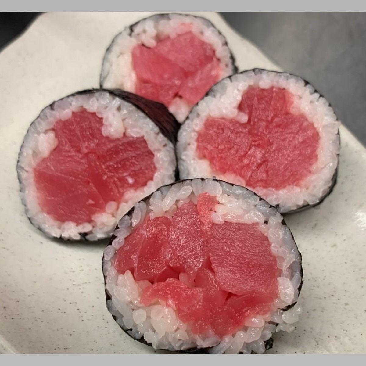Order Tuna Roll food online from Noshi Sushi store, Los Angeles on bringmethat.com