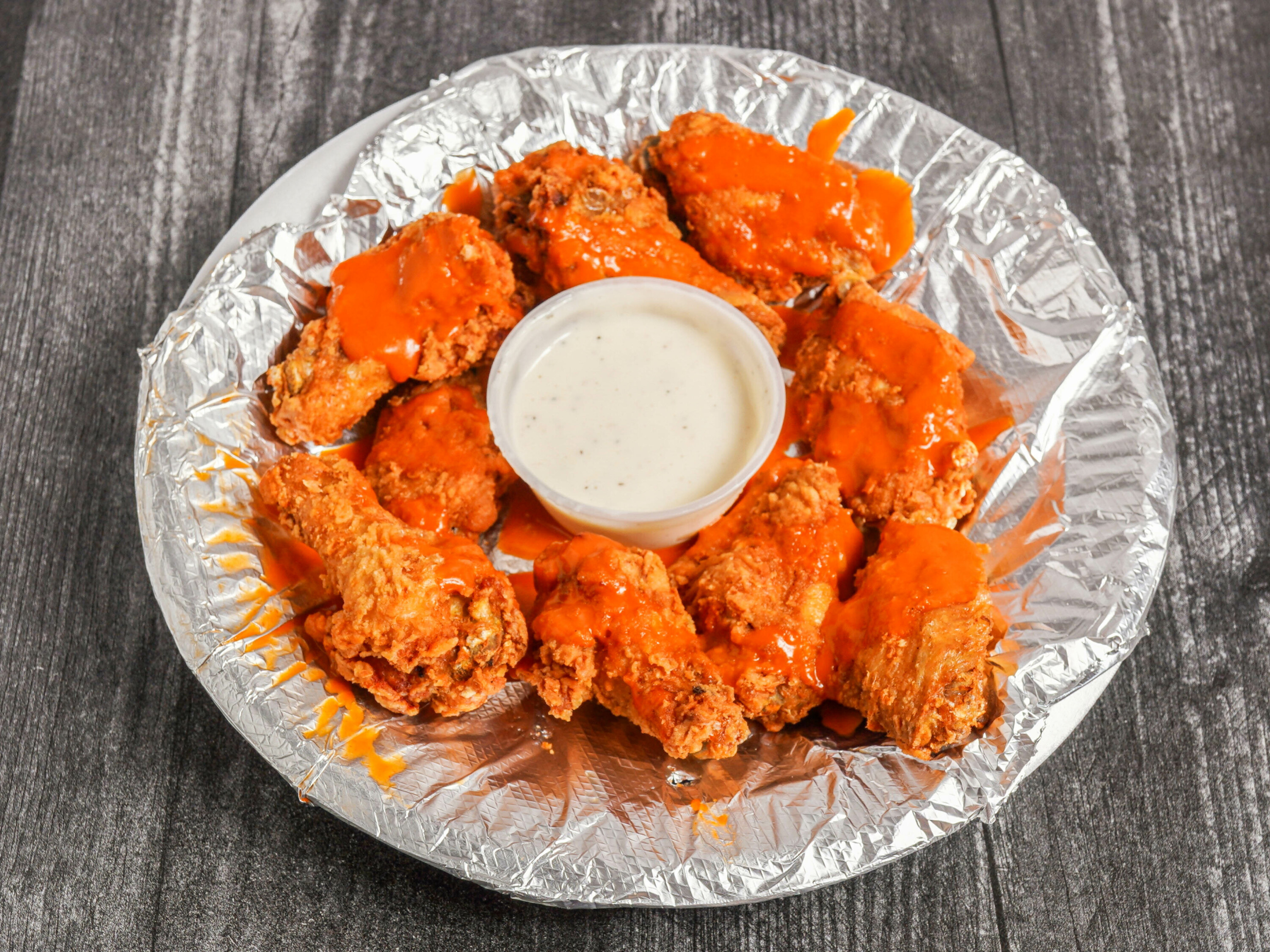 Order 10 Buffalo Wings food online from Jeff's Red Hots store, Chicago on bringmethat.com