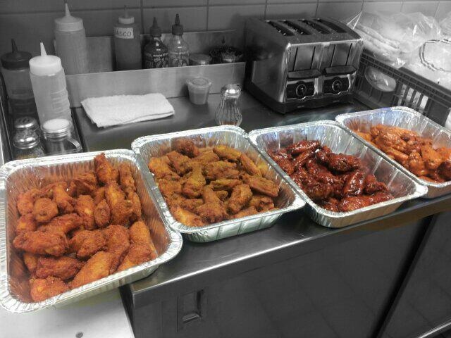 Order Breaded Buffalo Wings food online from  Hilltop Pizza & Subs store, Edgewood on bringmethat.com