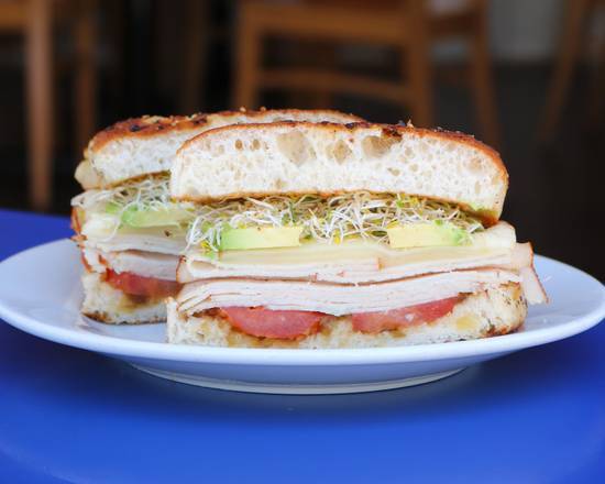 Order The Uptowner Sandwich food online from Reginellis Pizzeria store, New Orleans on bringmethat.com
