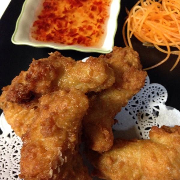 Order Chicken Wings food online from Pride Sushi & Thai store, Chicago on bringmethat.com