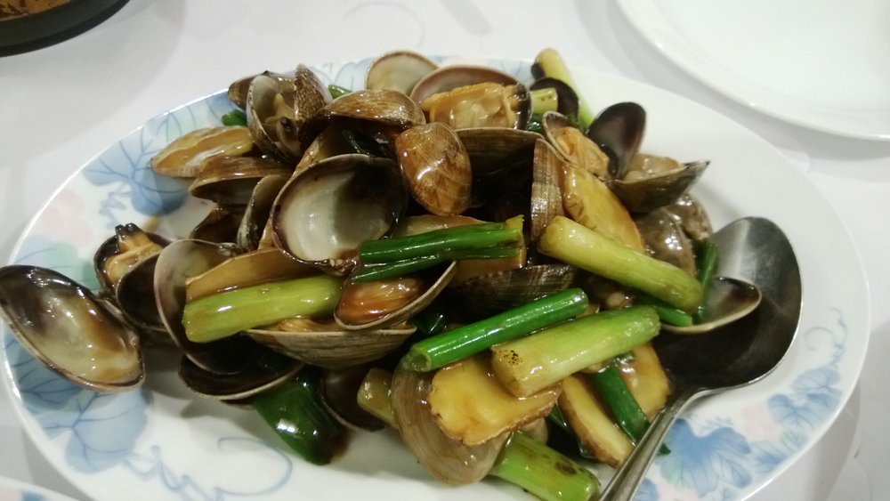 Order Clams with Ginger and Scallion food online from Authentic Chinese store, San Antonio on bringmethat.com