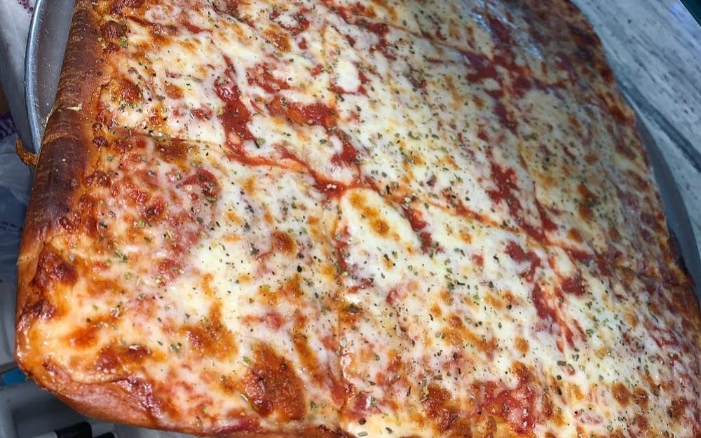 Order Old Fashioned Sicilian Pizza - 16" food online from Hometown Pizza store, Litchfield on bringmethat.com