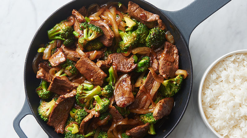 Order 255. Beef with Broccoli food online from Iron Chef store, Phoenix on bringmethat.com