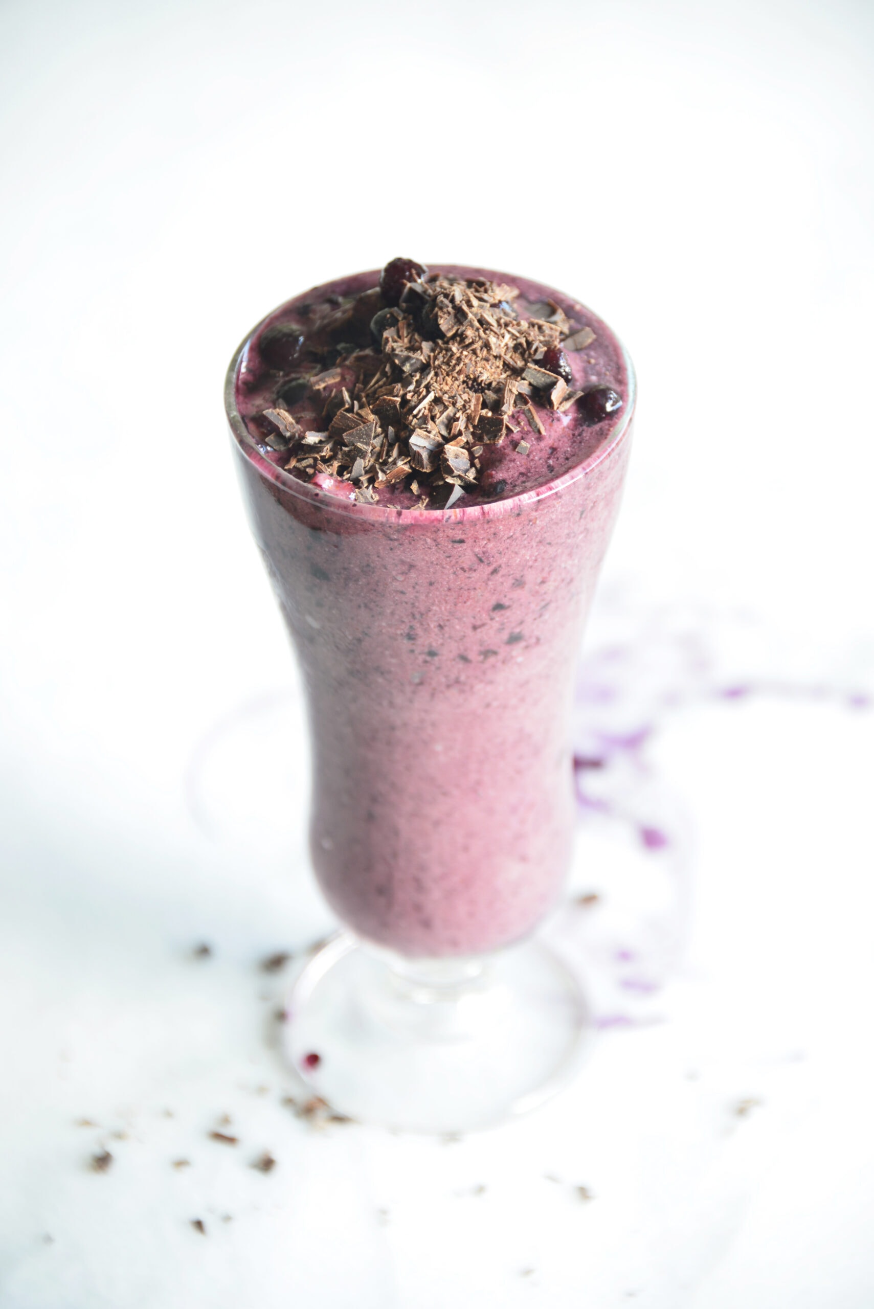 Order Chocolate Blueberry Smoothie food online from Tastefully Yours Cafe store, Coraopolis on bringmethat.com