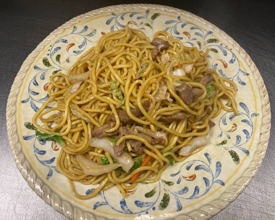 Order R4. Pork Lo Mein 豬肉撈麵 food online from Uncle Chen's Chinese Restaurant store, State College on bringmethat.com