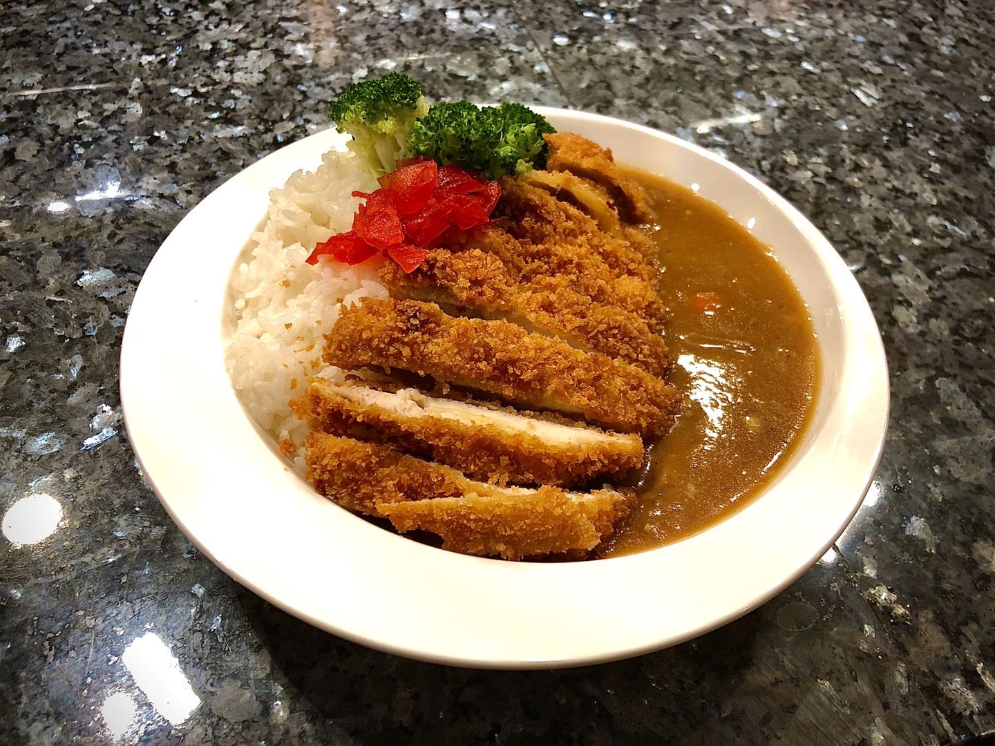 Order Curry Don food online from Bashamichi Sushi store, Millbrae on bringmethat.com