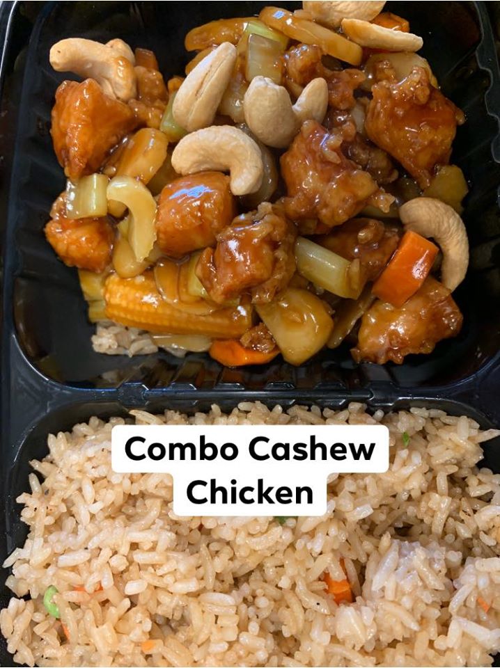 Order C22. Chicken with Cashew Nuts food online from Rice King Chinese Restaurant store, Toledo on bringmethat.com