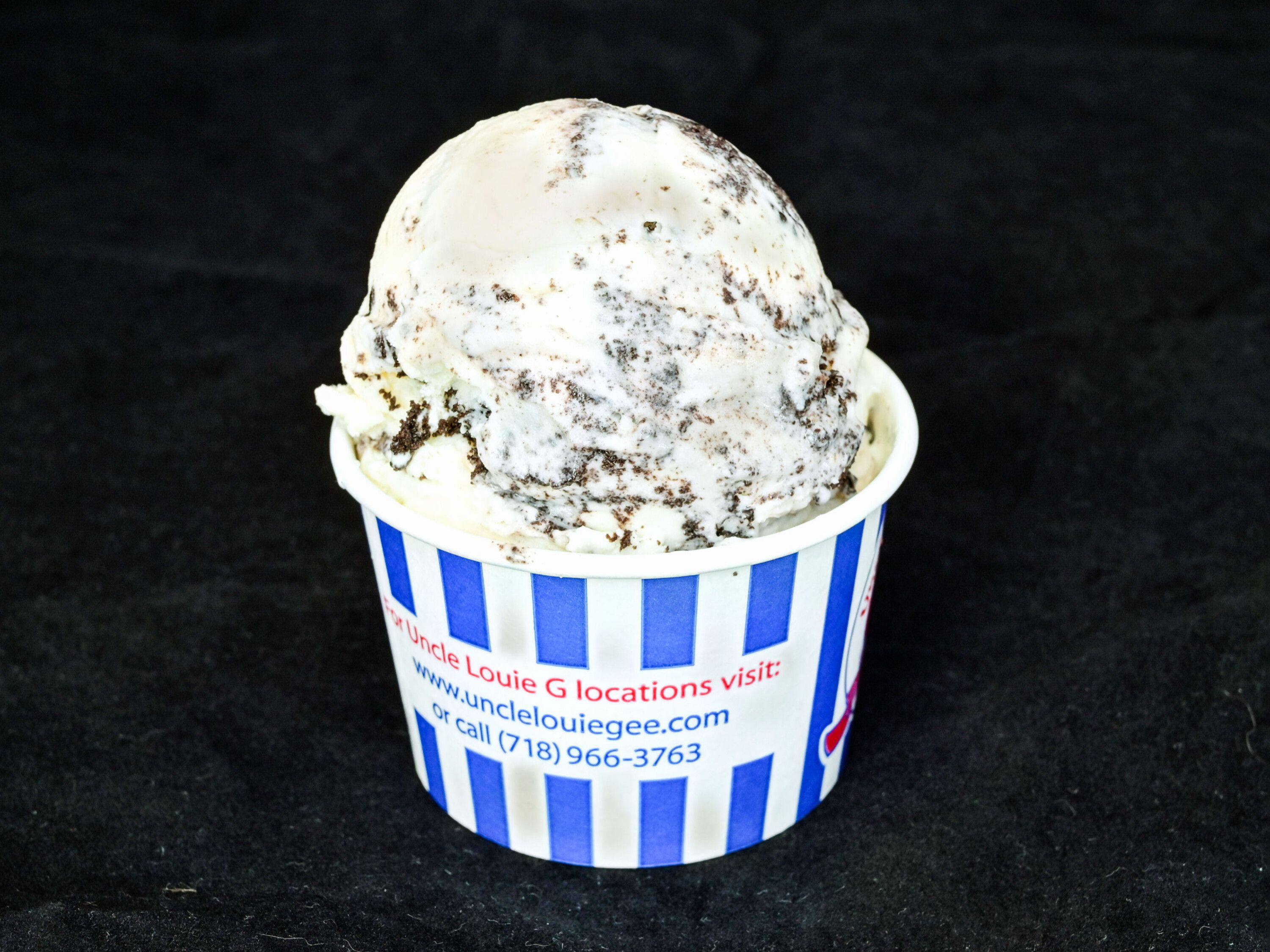 Order Non-Dairy Vegan Large Cookies and Cream  food online from Uncle Louie G Ices And Ice Cream store, Ramsey on bringmethat.com