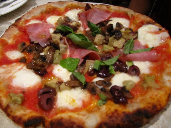 Order Capricciosa Pizza food online from Ovest Pizzoteca store, New York on bringmethat.com