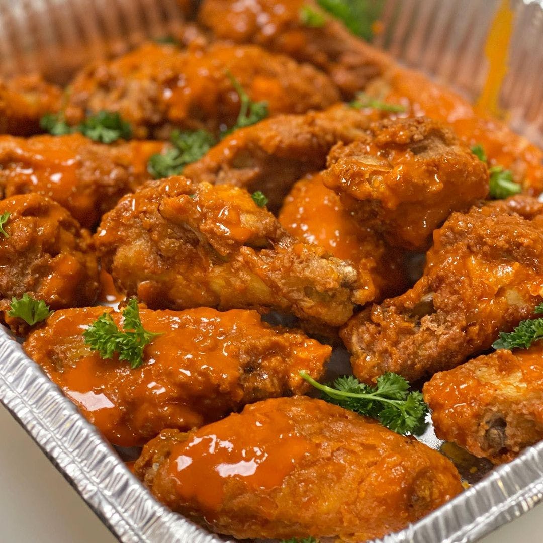 Order Jumbo Buffalo Wings - 6 Pieces food online from Mano's Pizza store, Annandale on bringmethat.com