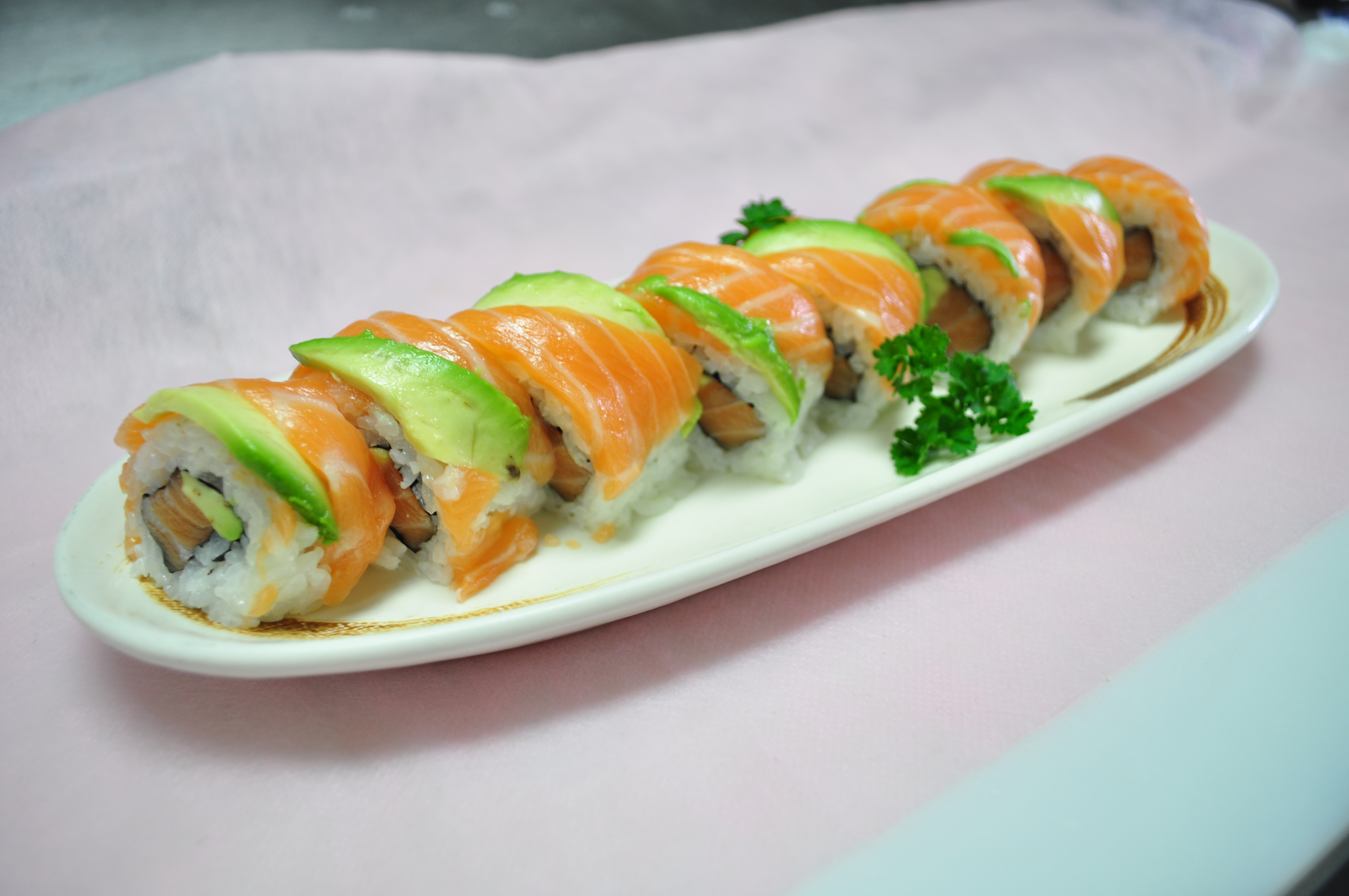 Order Salmon Avocado Roll food online from Sushi Land store, Hacienda Heights on bringmethat.com